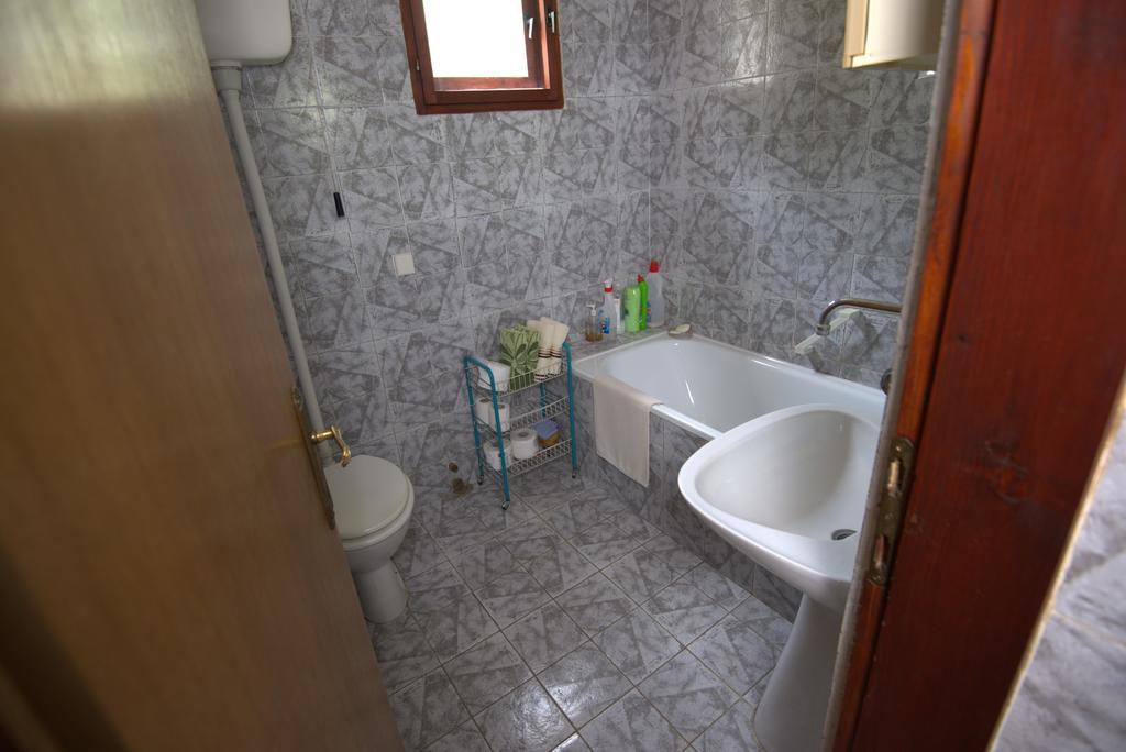 Apartment Honey And Milk Vrdnik Exterior foto